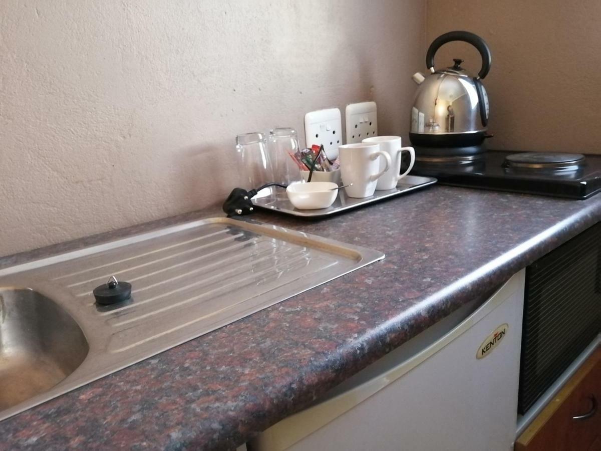 Goedehoop Guesthouse Zeerust Bagian luar foto